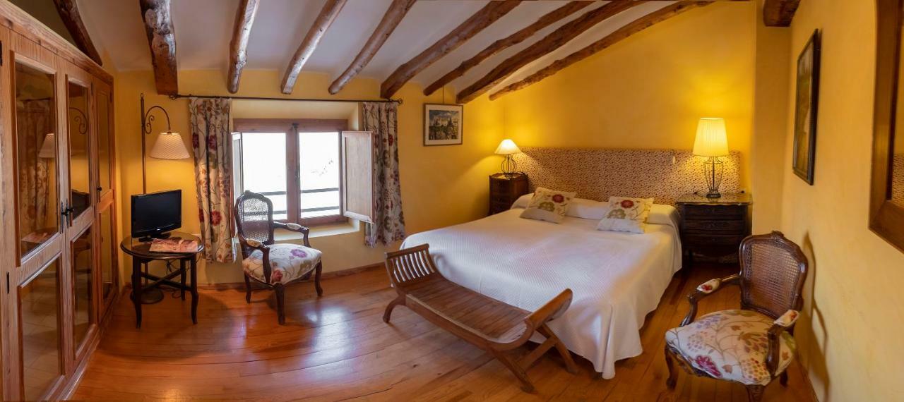 Hotel Rural Mas Fontanelles Biar Luaran gambar